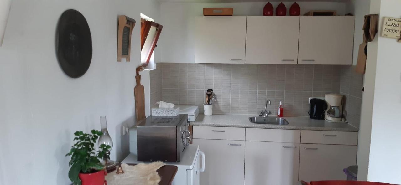 Stuga Horní Blatná Esterno foto